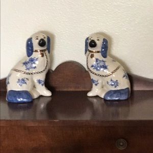 Staffordshire King Charles Spaniel Pottery Dogs